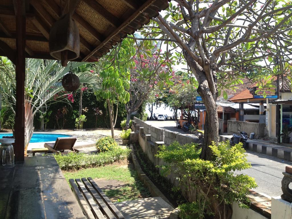 Astina Hotel Lovina Exterior foto